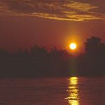 Zonsondergang over de Mekong rivier